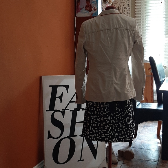 ESPRIT cream casual blazer size 8 - Picture 2 of 7